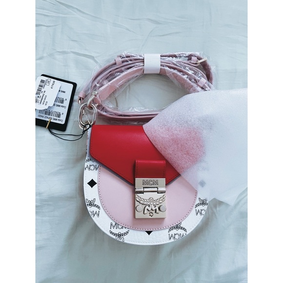 ❗️SOLD❗️MCM Patricia color-block crossbody bag - Picture 5 of 8